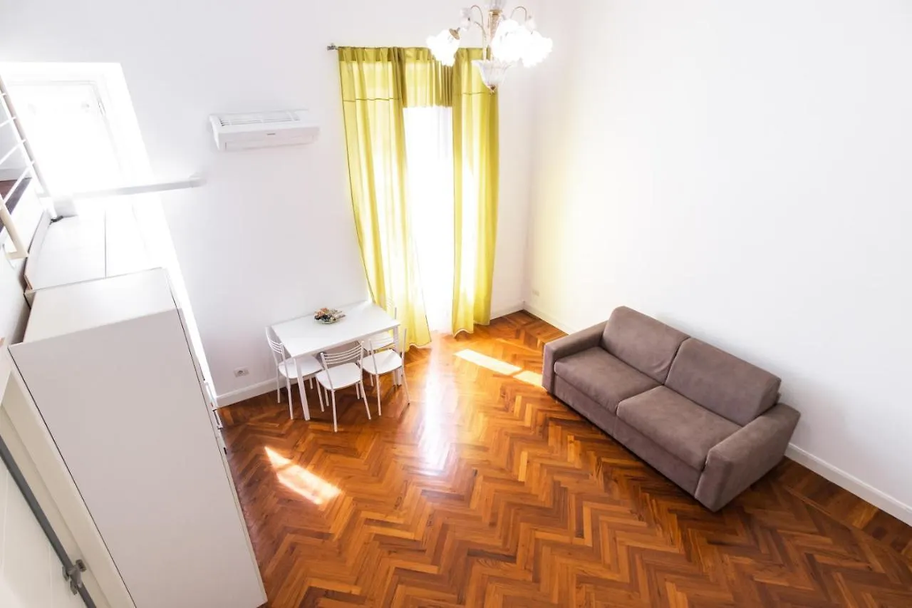 Loft Via Morosini Centro Varese - Ixihome 0*,  Italy